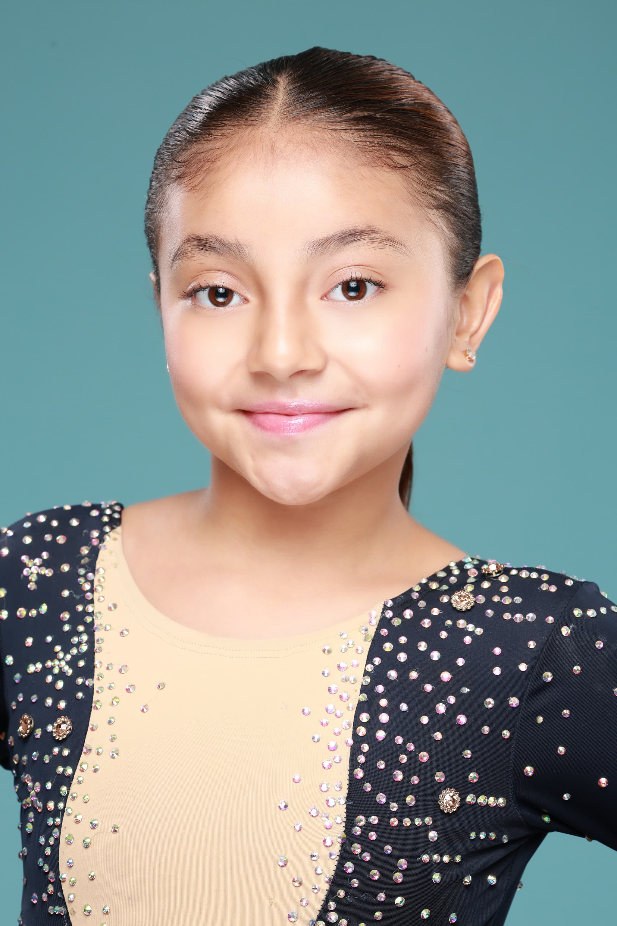 Katherine Nicole Gallardo López, Bailarina y Artista Escénica